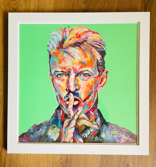 ART IN THE PARK - FRAMED BOWIE POP ART PRINT IN GREEN